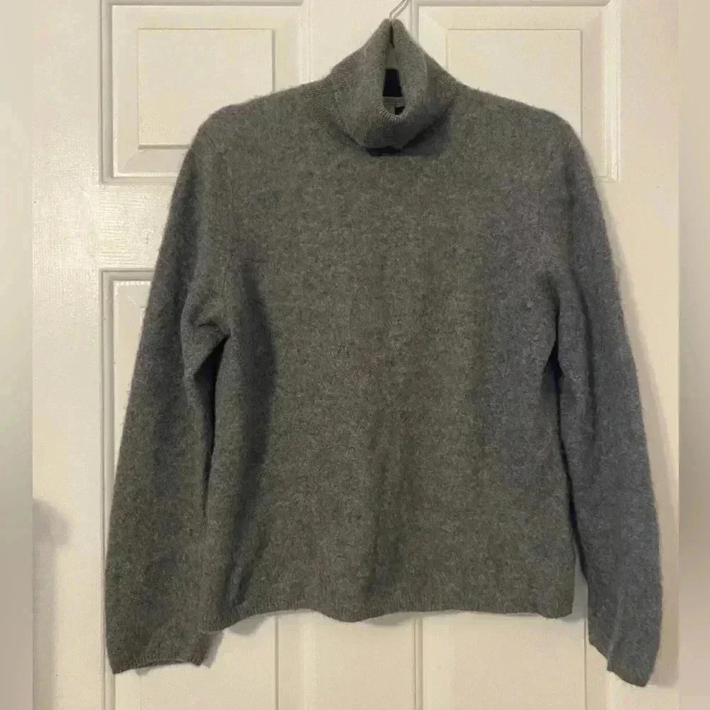 Madison Cashmere Gray Turtleneck Sweater Cropped Slim Fit Pullover Fuzzy XL